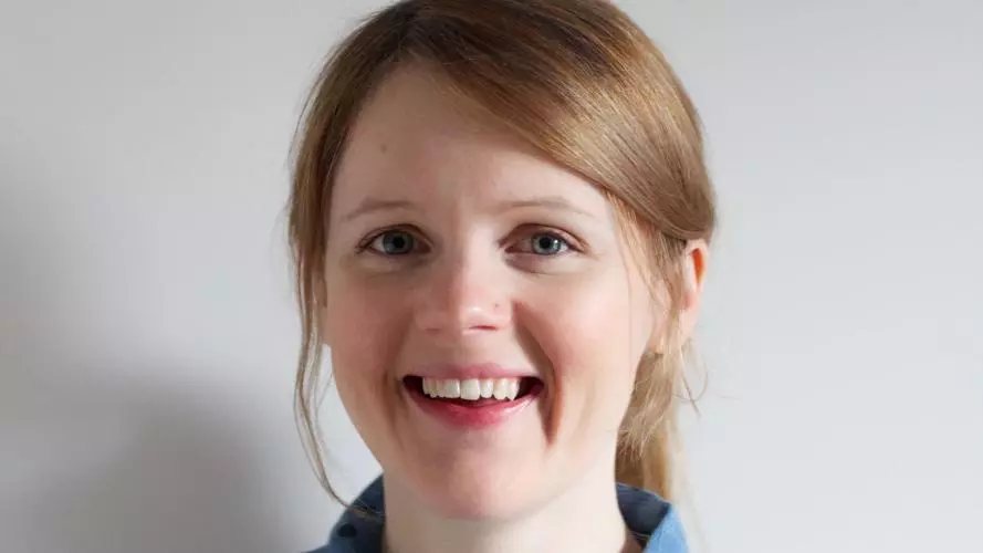 kathryn francis headshot medium